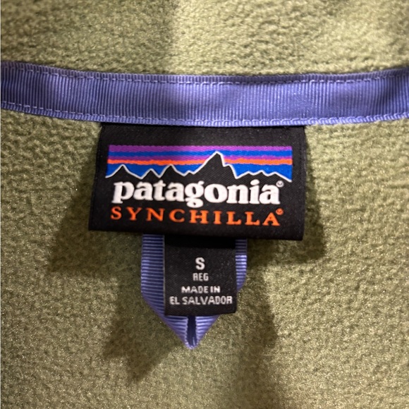 Patagonia women’s Synchilla Full Zip Fleece Jacket - Picture 3 of 7